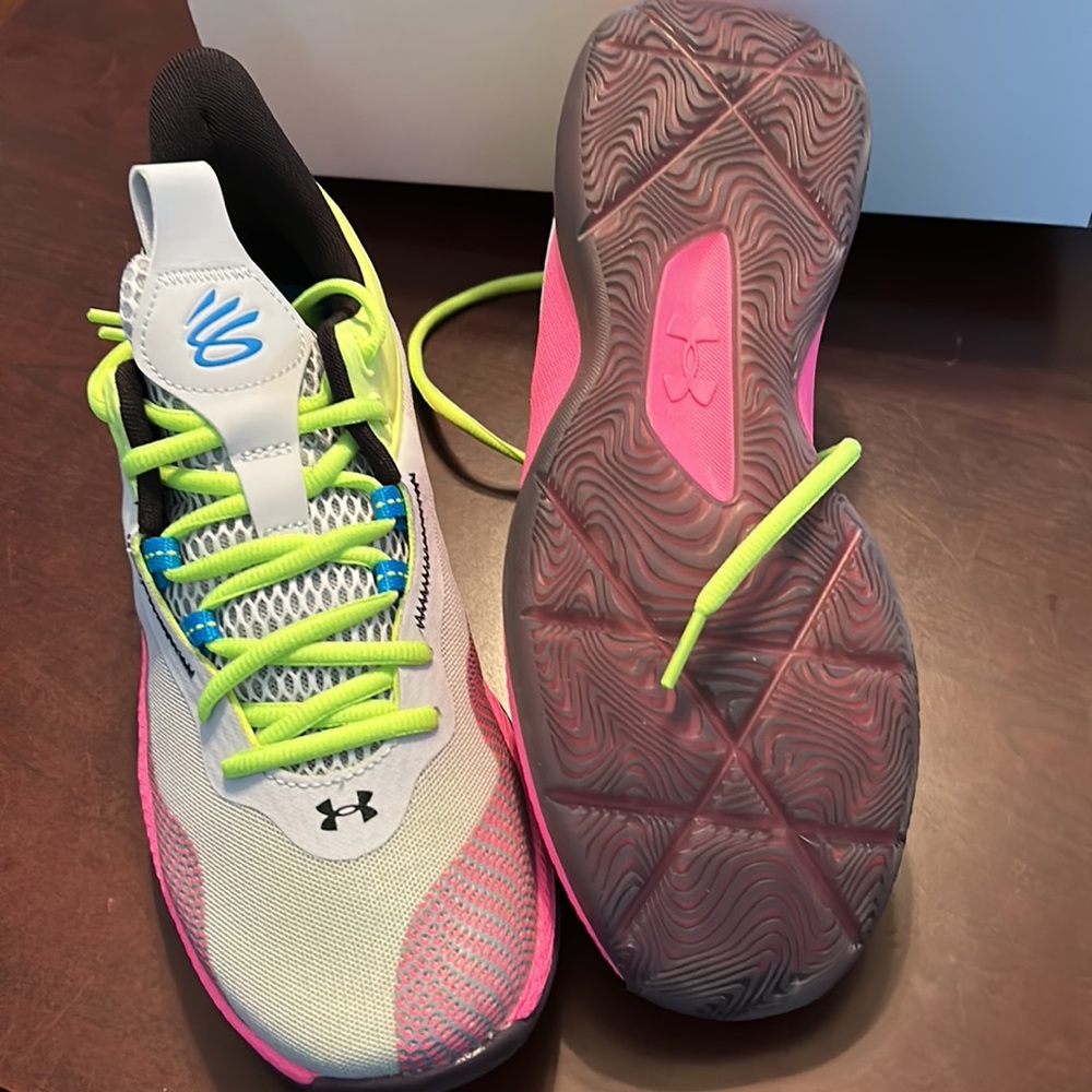 Unisex Curry UA HOVR™ Splash 2 Basketball Shoes - Picture 11 of 12